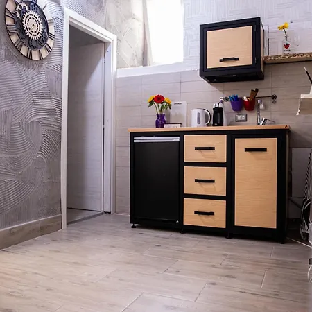 La Casuzza Apartment *